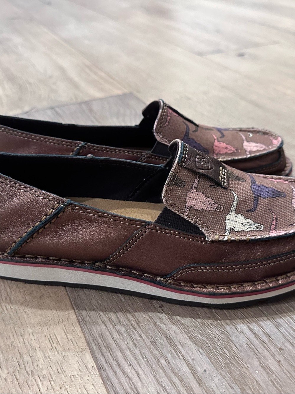 NWT Ariat women’s Cruiser - Picture 4 of 8